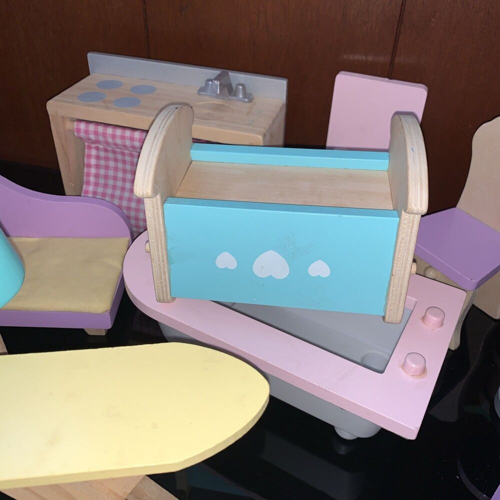 KidKraft lot Wood Dollhouse Furniture beds, , couch, table, chairs high - Picture 7 of 7